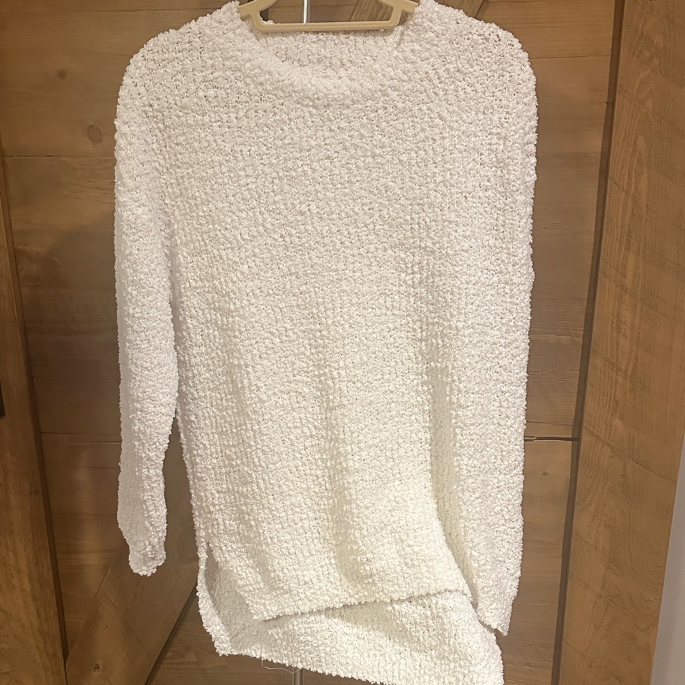 Cozy White Textured Women's Sweater